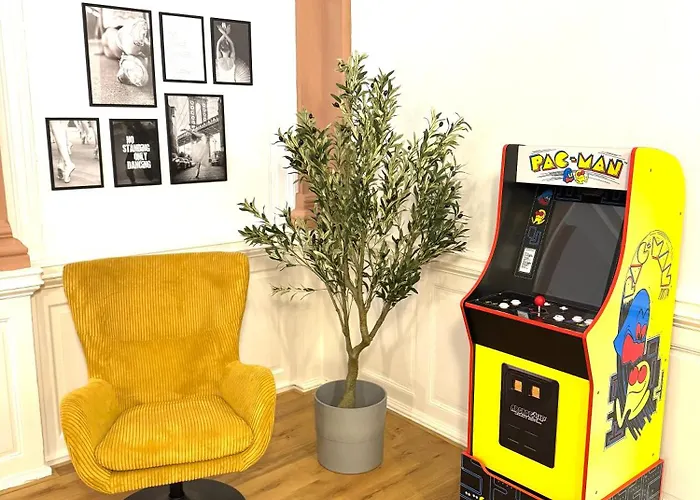 Niro I Exklusive Residenz - Historischer Ballsaal Seeheim-Jugenheim