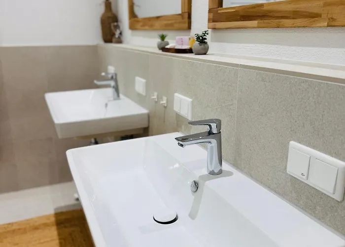 Niro I Exklusive Residenz - Historischer Ballsaal