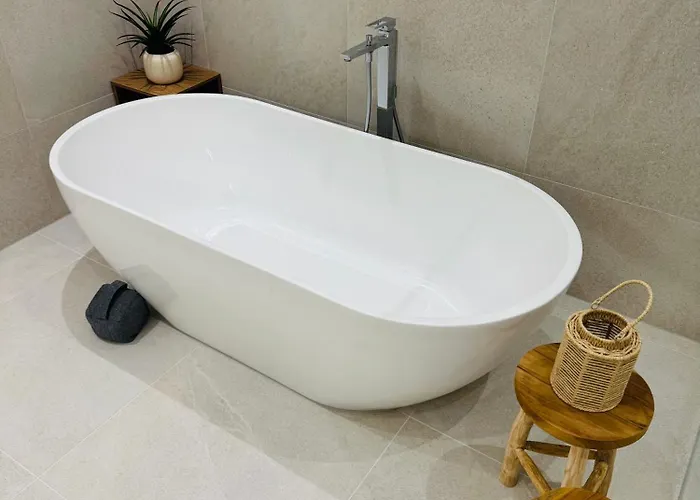 Niro I Exklusive Residenz - Historischer Ballsaal Seeheim-Jugenheim